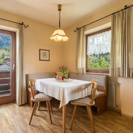 Apartment 4 Vikoler *
